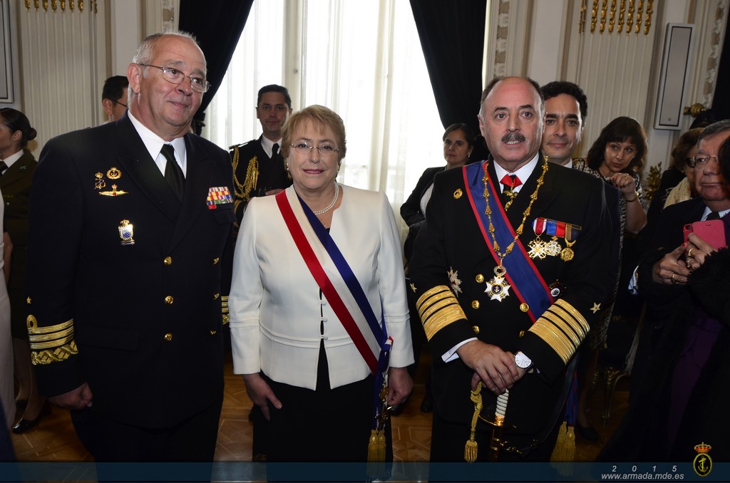 El AJEMA y la Presidenta de Chile Michele Bachelet en la celebración del Día de las Glorias Navales
